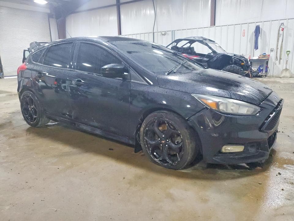 2017 FORD FOCUS ST 4