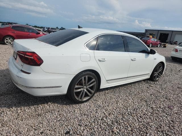 2017 VOLKSWAGEN PASSAT R-LINE 3