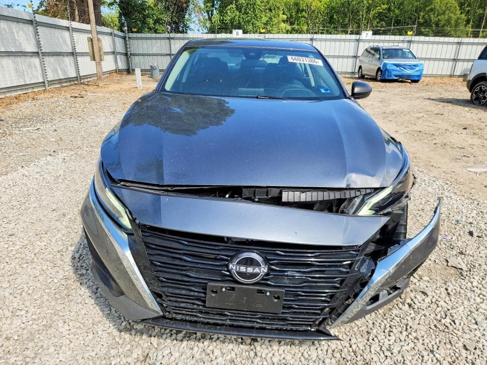 2024 NISSAN ALTIMA SV 5