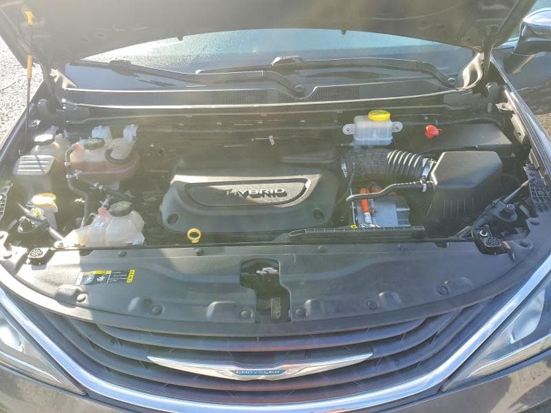 2018 CHRYSLER PACIFICA HYBRID LIMITED 12
