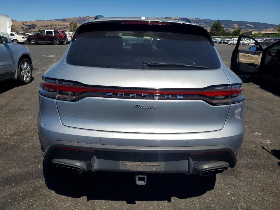 2022 PORSCHE MACAN 6