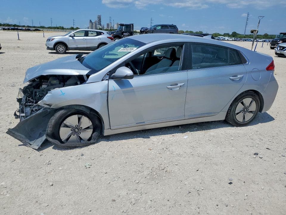 2022 HYUNDAI IONIQ SE