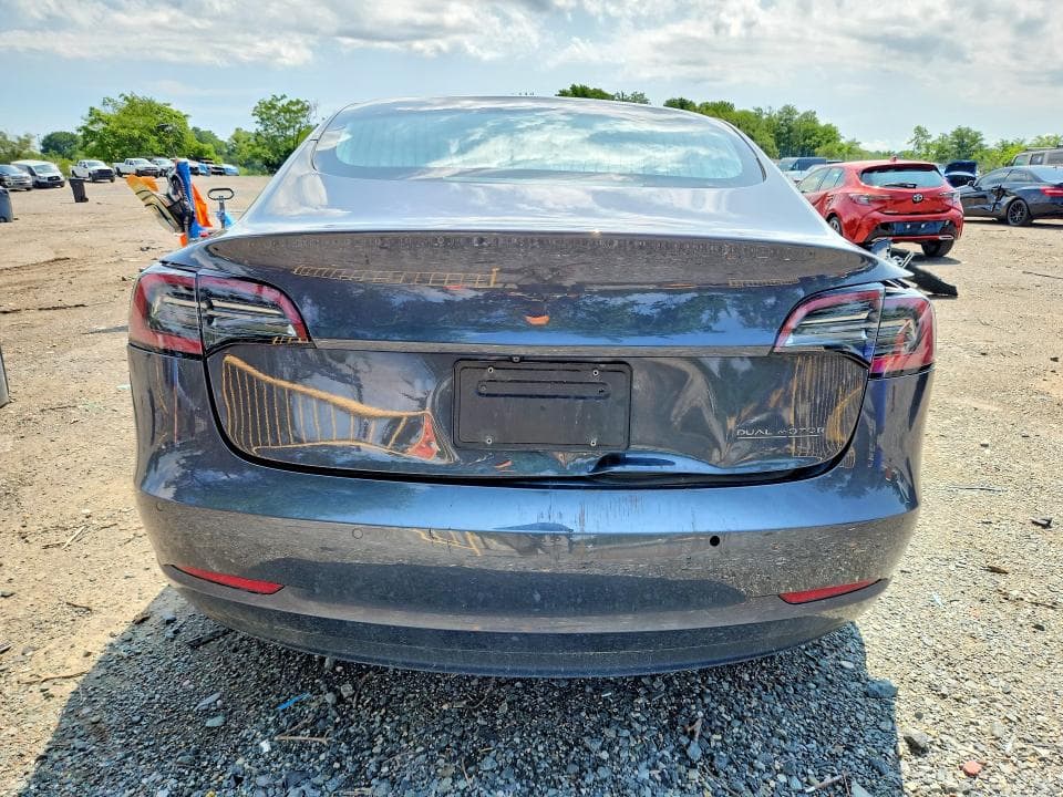 2019 TESLA MODEL 3 6
