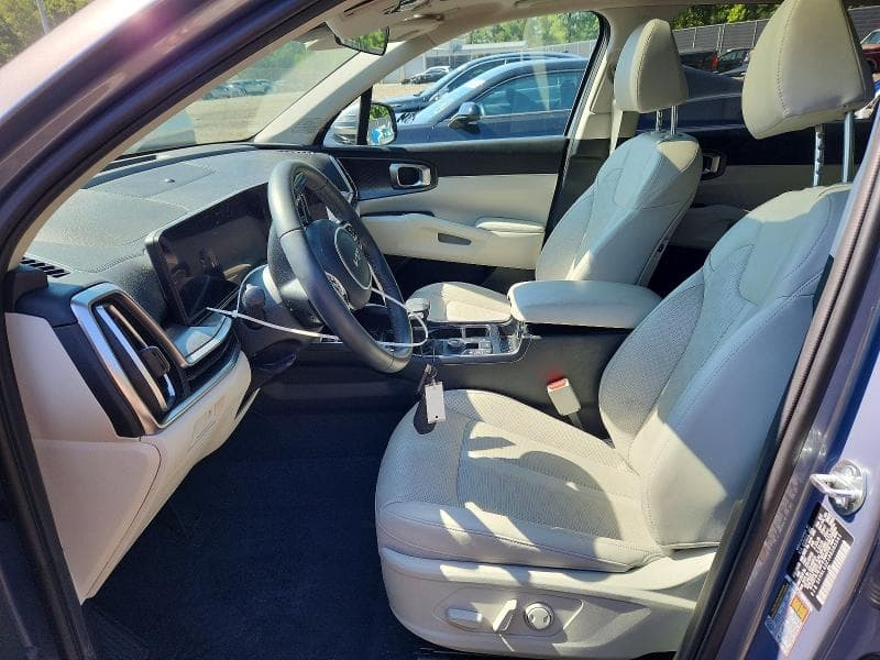 2024 KIA SORENTO S 7
