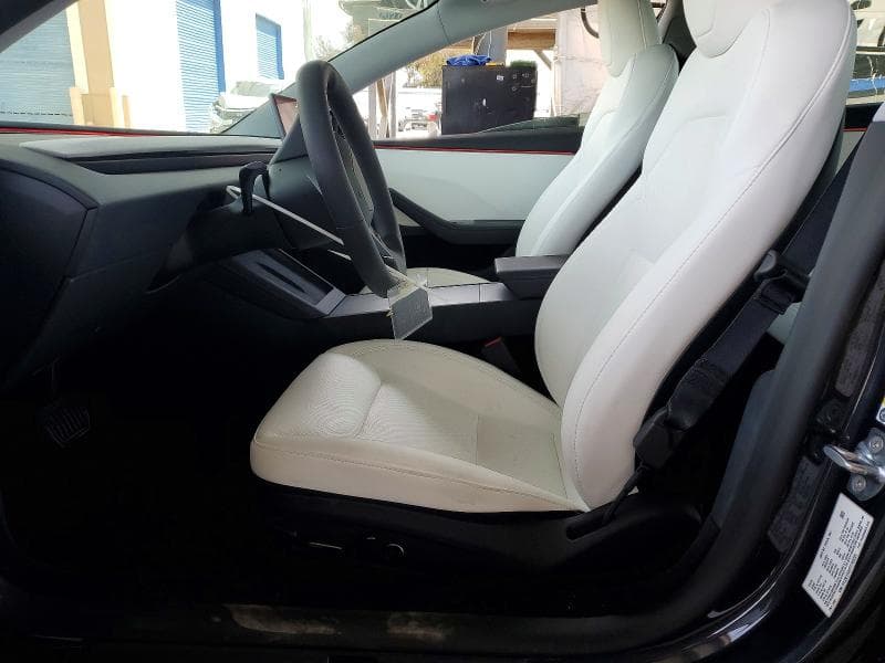 2026 TESLA MODEL 3 7