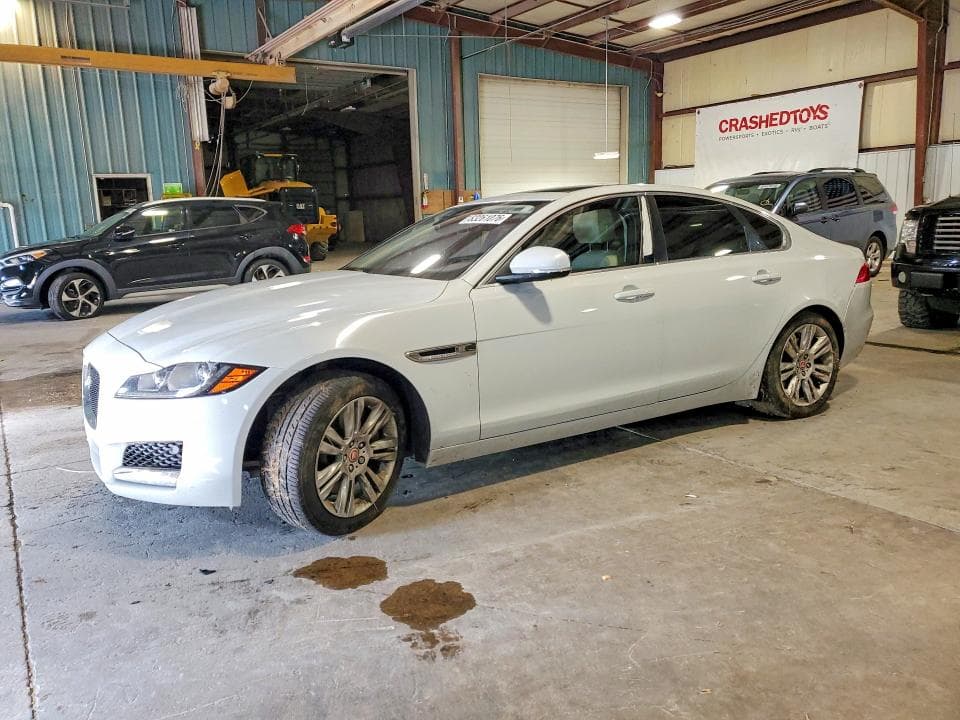 2017 JAGUAR XF PREMIUM