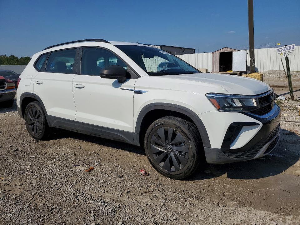 2022 VOLKSWAGEN TAOS S 4
