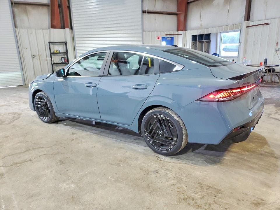 2026 NISSAN SENTRA SR 2
