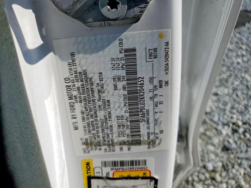 2019 FORD FUSION SE 12