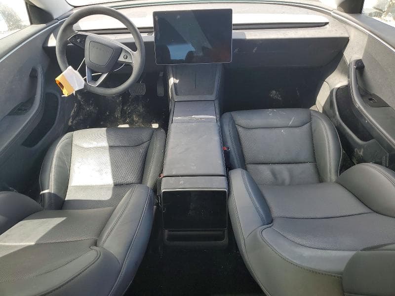 2025 TESLA MODEL 3 8