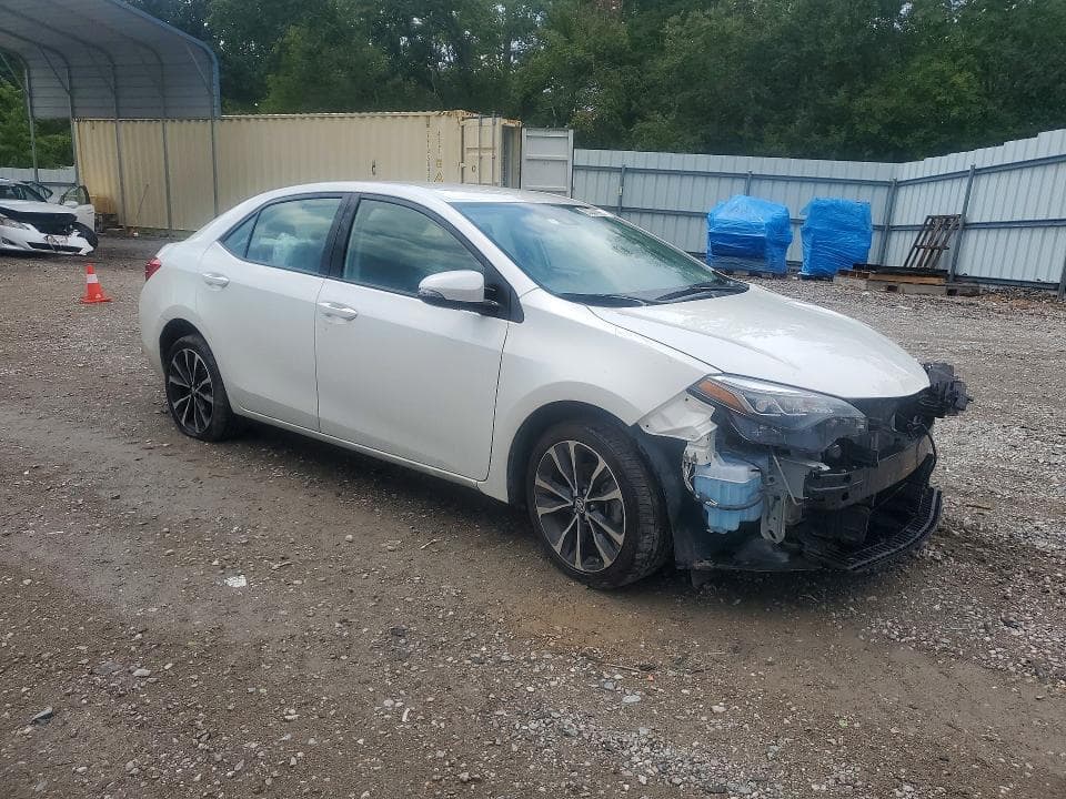 2019 TOYOTA COROLLA SE 4