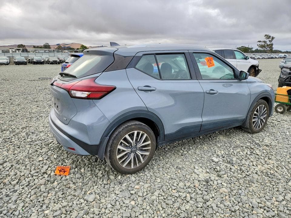 2023 NISSAN KICKS SV 3