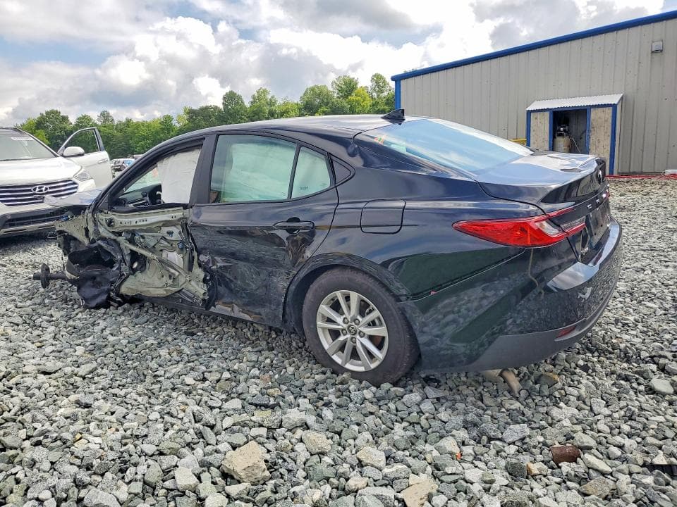 2026 TOYOTA CAMRY LE 2