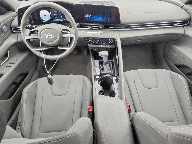 2025 HYUNDAI ELANTRA SEL 8
