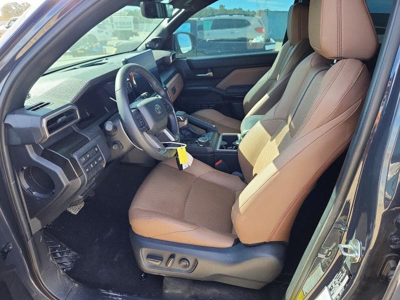 2025 TOYOTA 4RUNNER LIMITED 7