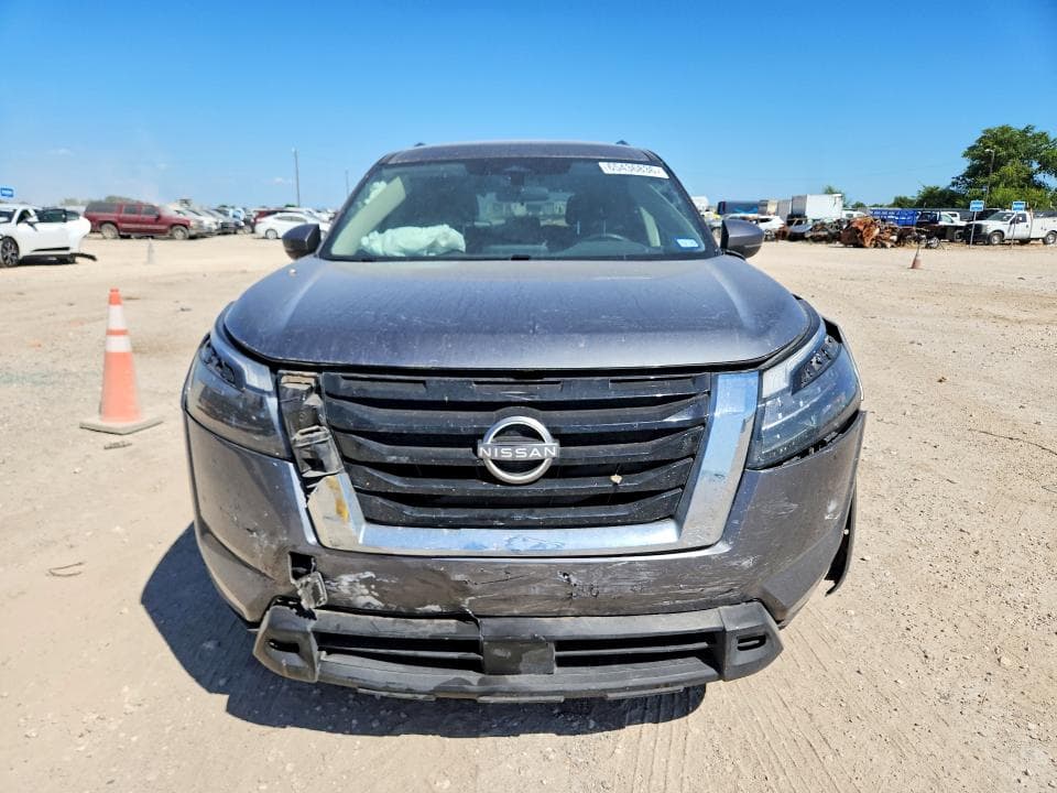 2025 NISSAN PATHFINDER SV 5