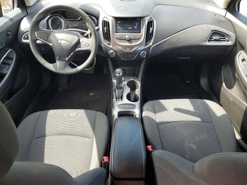 2017 CHEVROLET CRUZE LT 8