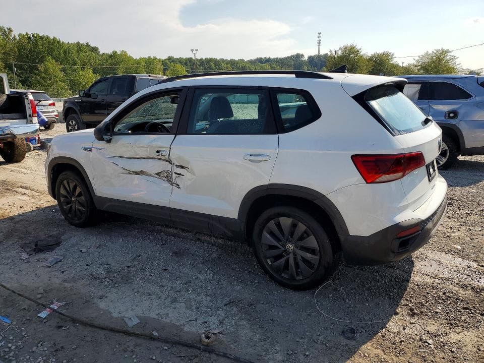 2022 VOLKSWAGEN TAOS S 2