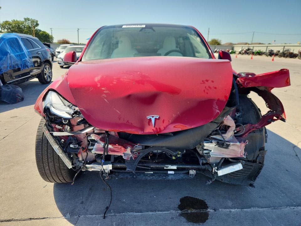 2024 TESLA MODEL Y 5