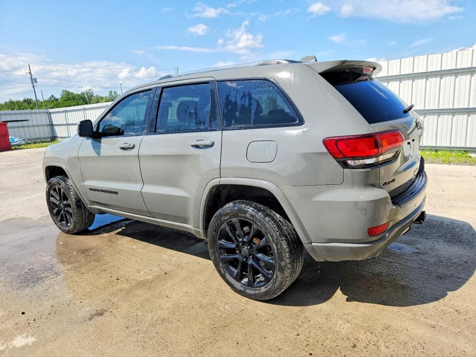 2020 JEEP GRAND CHEROKEE LAREDO 2