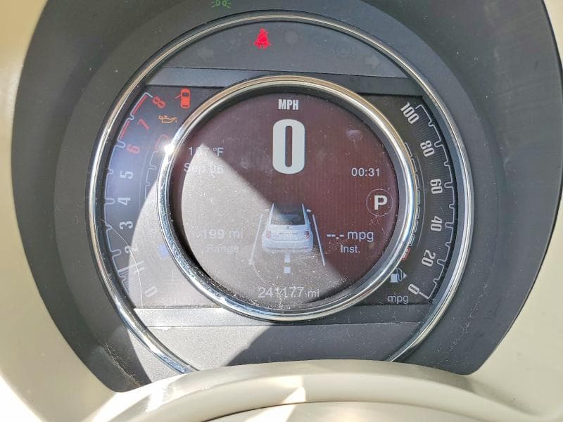 2017 FIAT 500 POP 9