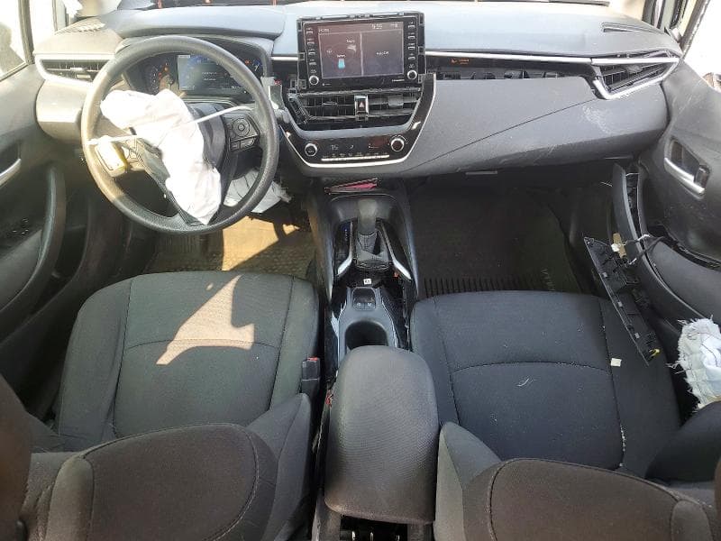 2021 TOYOTA COROLLA LE 8