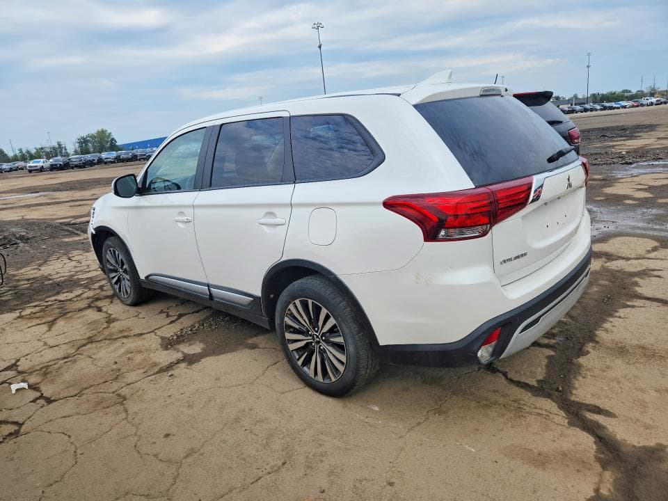 2020 MITSUBISHI OUTLANDER SE 2