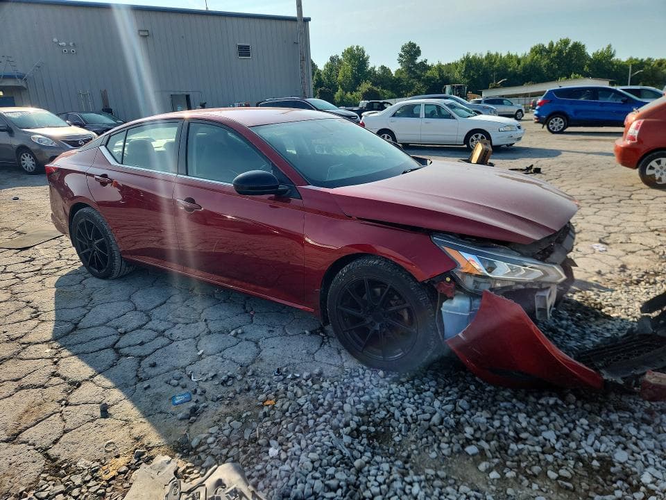 2019 NISSAN ALTIMA SR 4