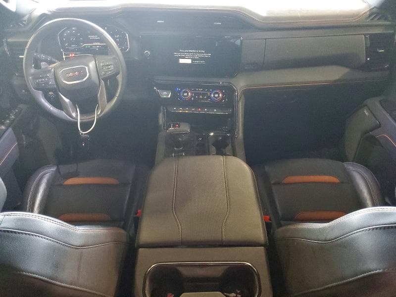 2025 GMC 5000 8