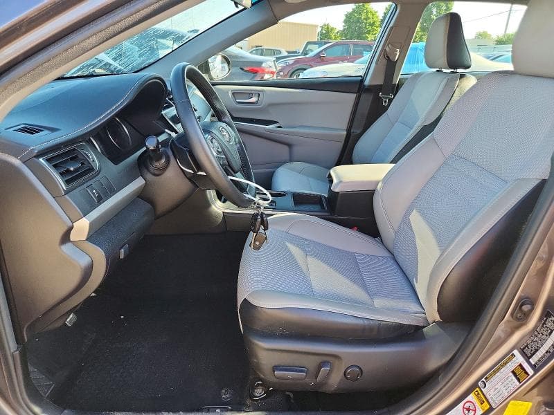 2017 TOYOTA CAMRY SE 7