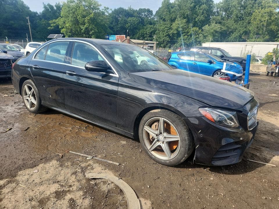 2017 MERCEDES-BENZ E 300 4MATIC 4