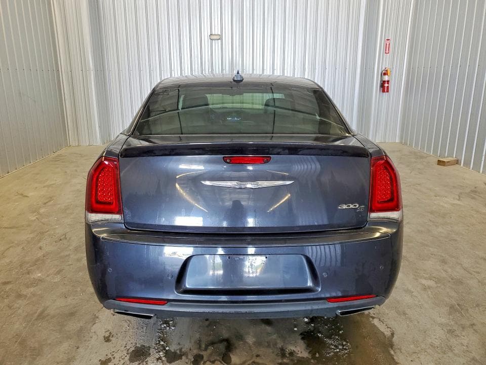 2018 CHRYSLER 300 S 6