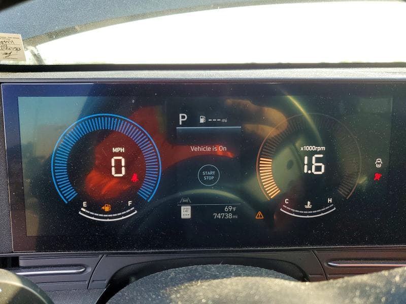 2024 HYUNDAI KONA SEL 9