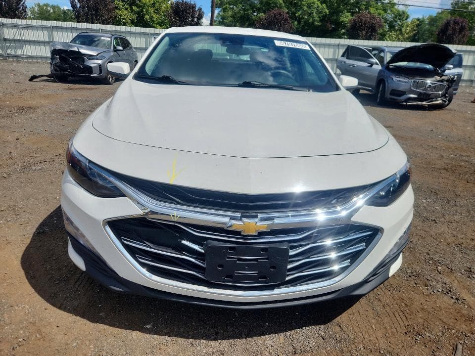 2023 CHEVROLET MALIBU LT 5