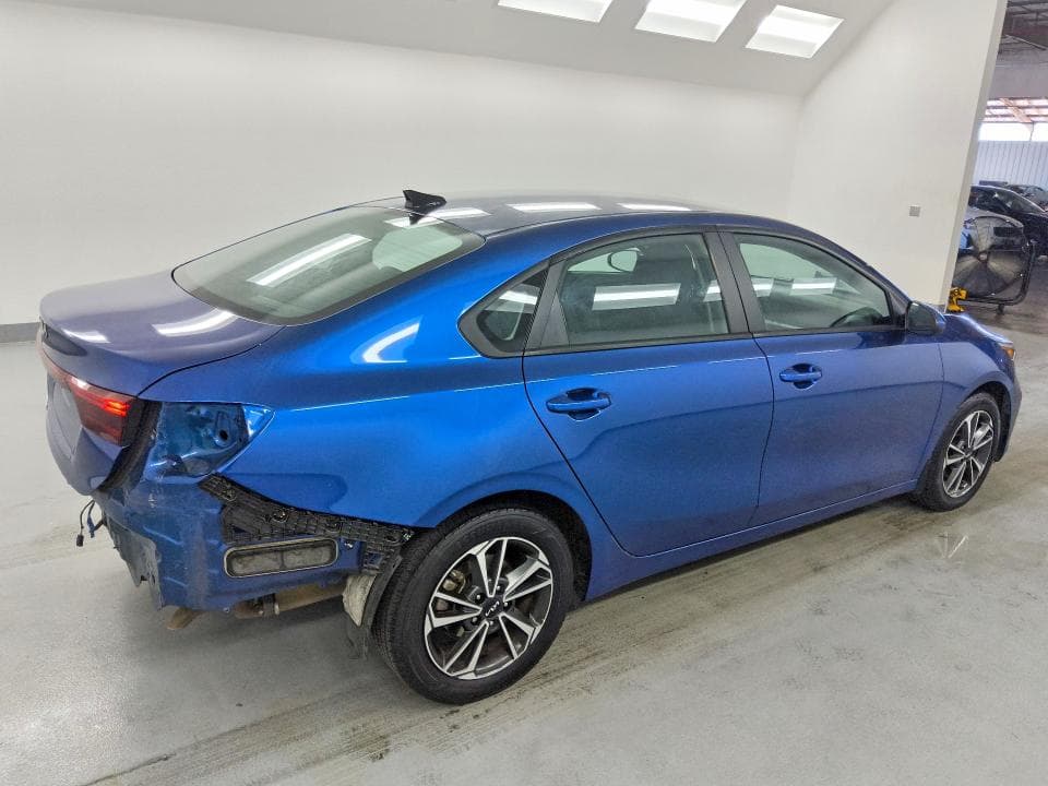 2023 KIA FORTE LXS 3