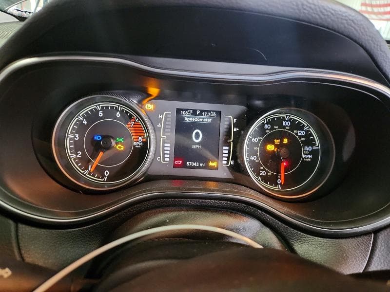 2021 JEEP CHEROKEE LATITUDE LUX 9