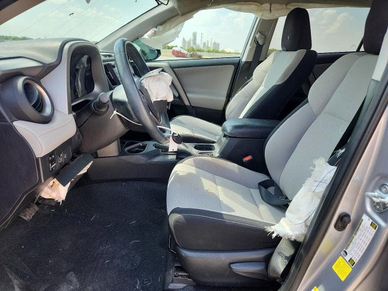 2017 TOYOTA RAV4 XLE 7