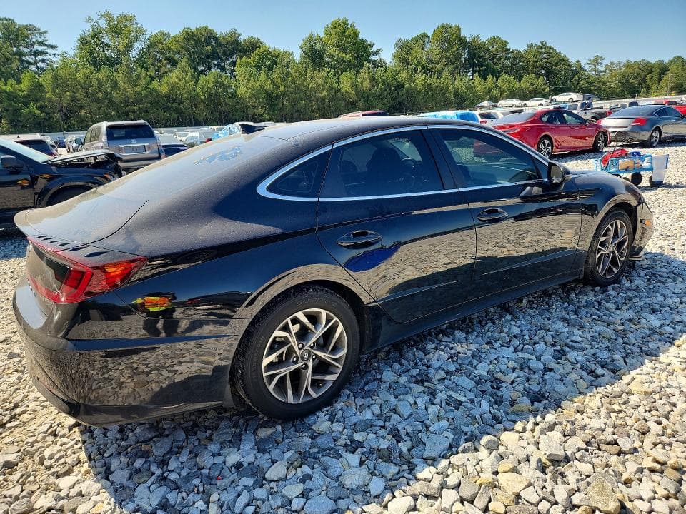 2021 HYUNDAI SONATA SEL 3