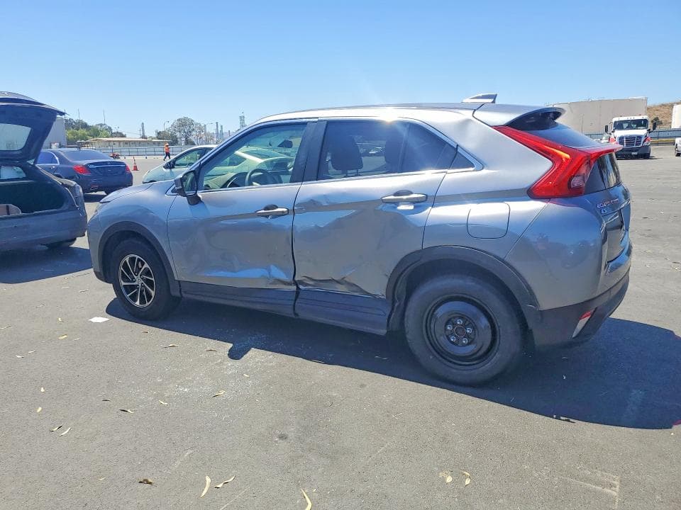 2020 MITSUBISHI ECLIPSE CROSS ES 2