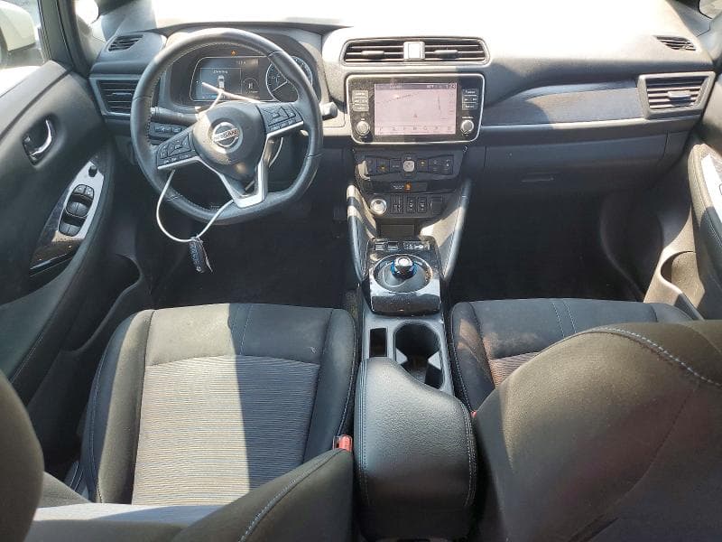 2022 NISSAN LEAF SV 8