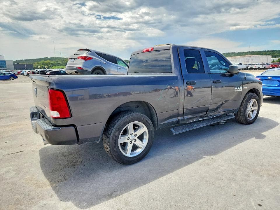 2018 RAM 1500 ST 3