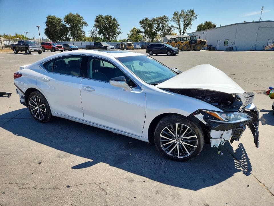 2025 LEXUS ES 300H BASE 4