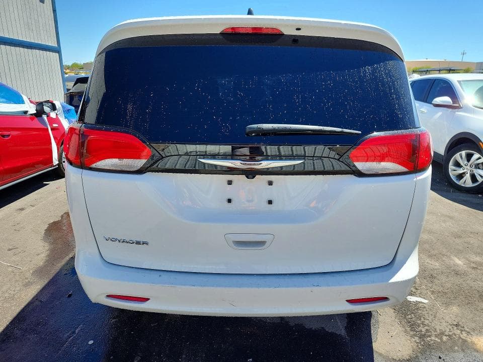 2022 CHRYSLER VOYAGER LX 6
