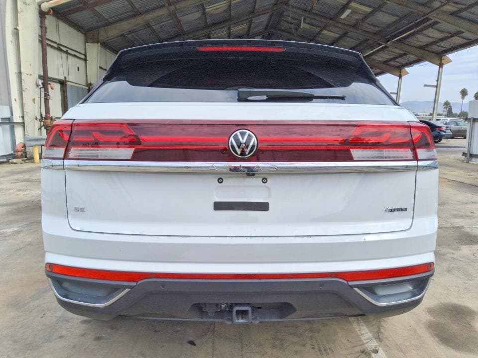 2025 VOLKSWAGEN ATLAS CROSS SPORT SE 6
