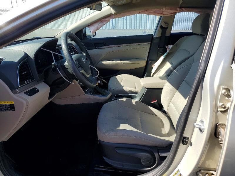 2017 HYUNDAI ELANTRA SE 7
