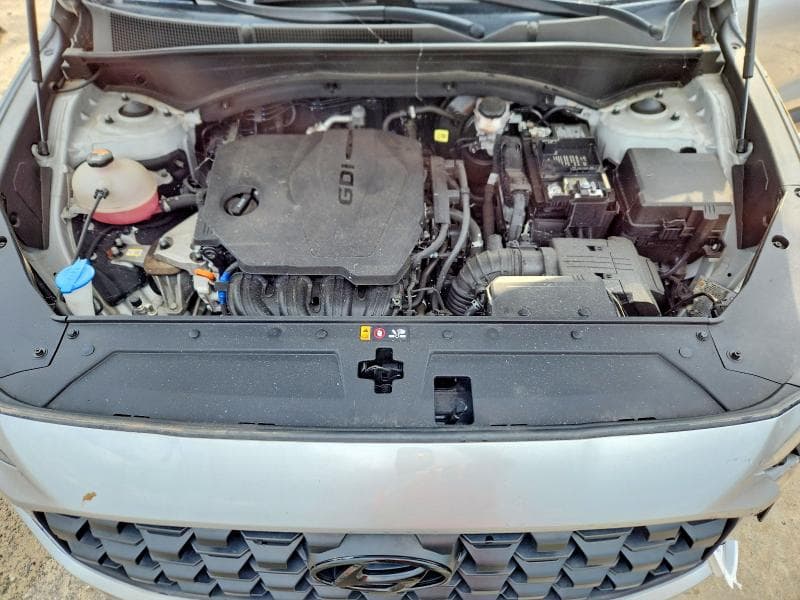 2022 HYUNDAI SANTA FE SE 11