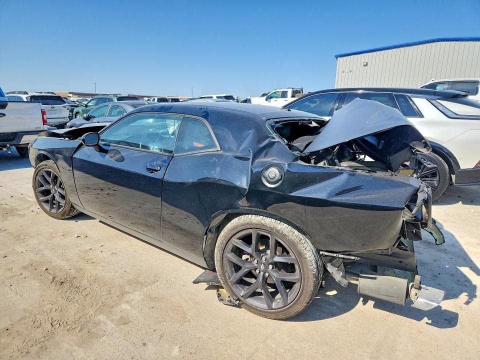 2022 DODGE CHALLENGER R/T 2
