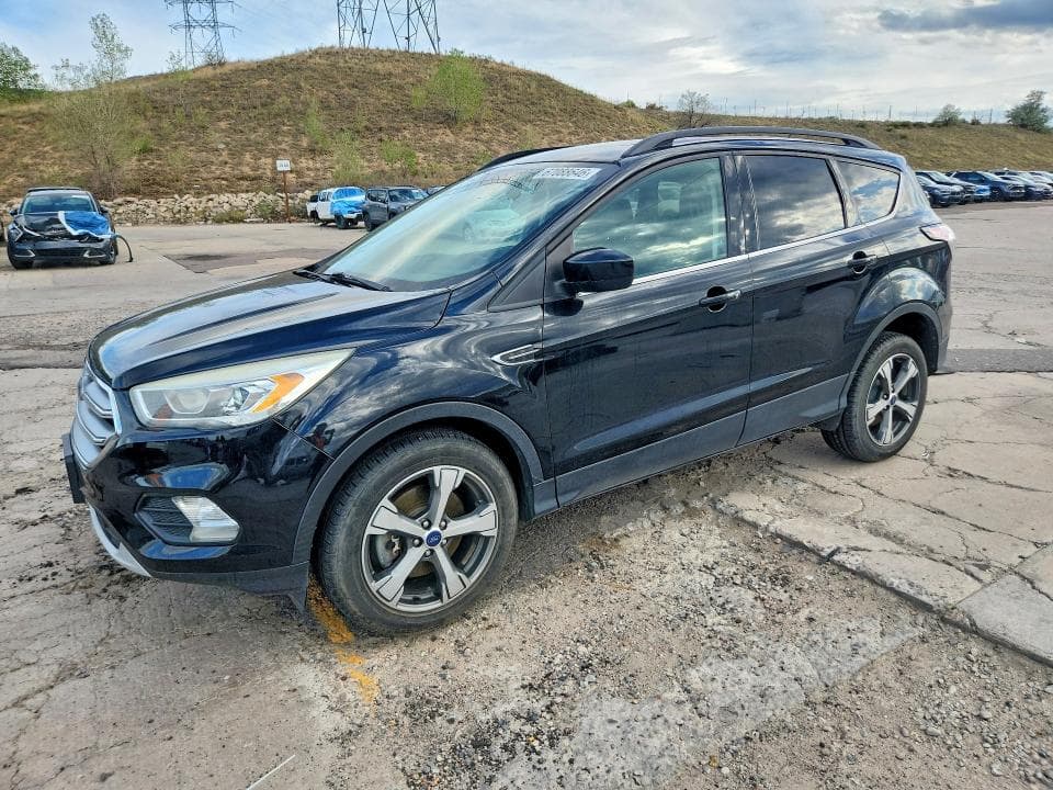 2017 FORD ESCAPE SE - 1