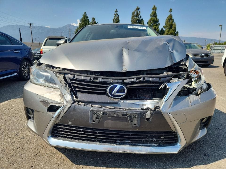 2017 LEXUS CT 200 5