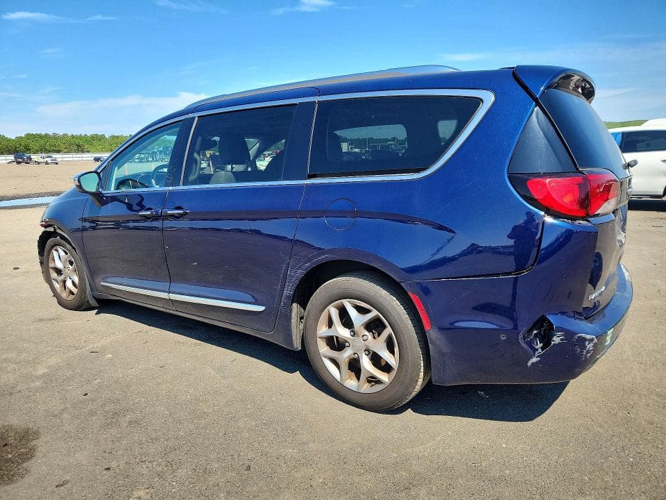 2018 CHRYSLER PACIFICA LIMITED 2